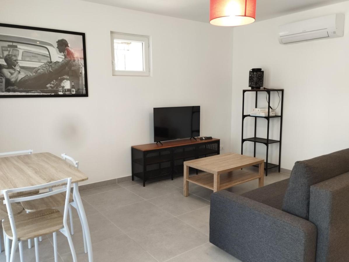 Appartement Meuble Et Tout Confort, Au Milieu De La Campagne Saint-Paul-Trois-Châteaux Buitenkant foto